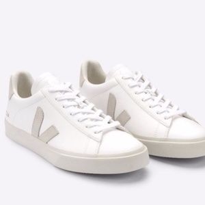 Veja Campo Sneaker Size 7